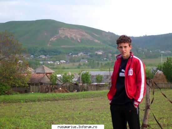 rusu marius tocami tu?erai asa acuma aud cum imi ziceai hai fotbal invat cum joaca ......te vom iuby